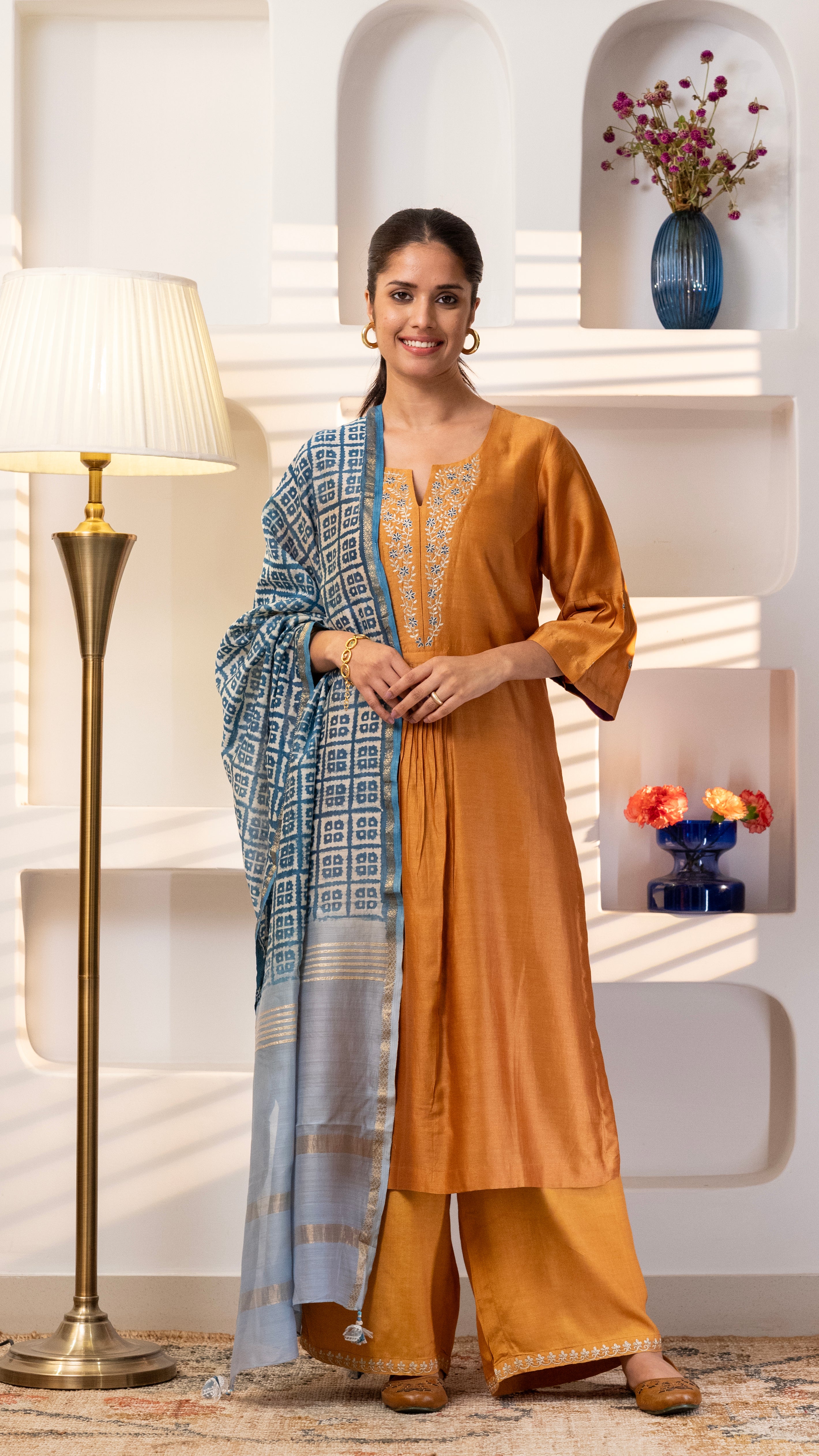 Indigo Dabu dupatta