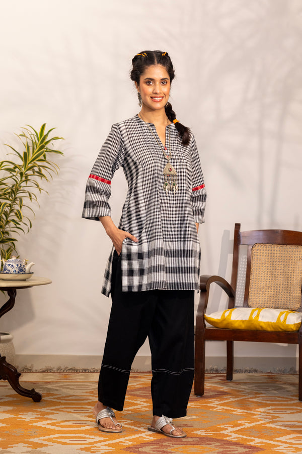 Kalo Megh co ord set