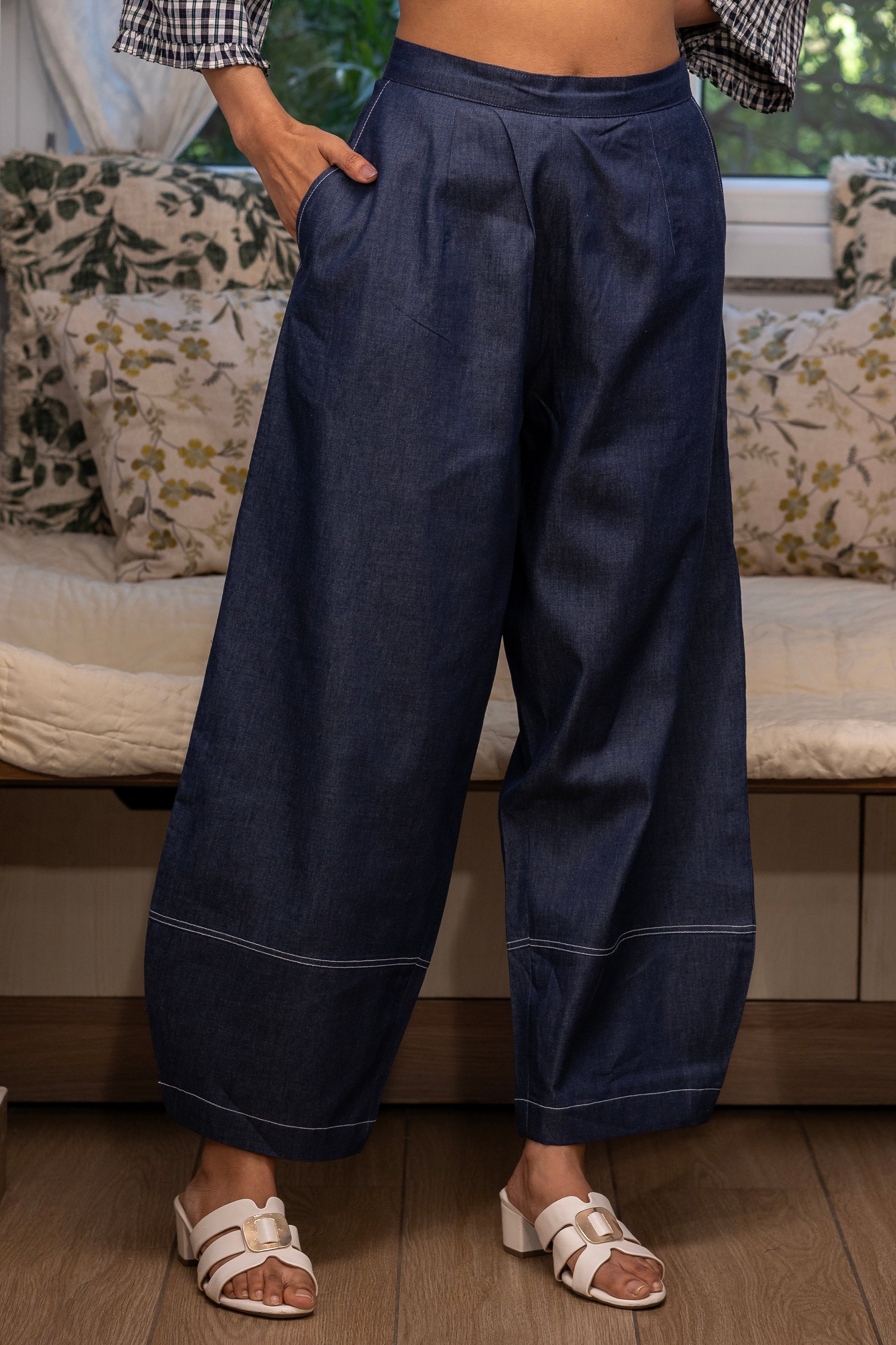 Modern Barrel Denim Pants