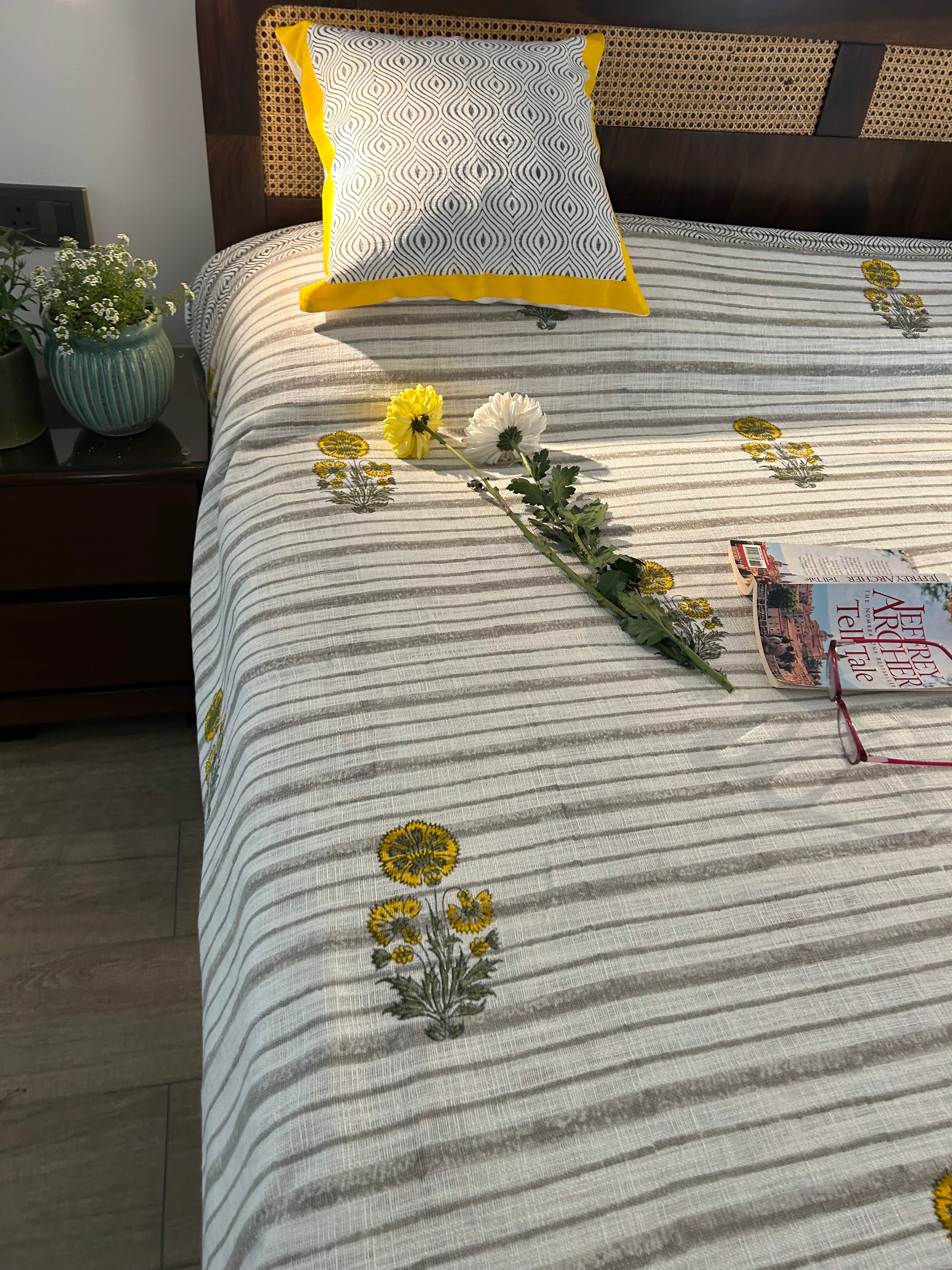 Yellow Wild Flower Bedcover Set