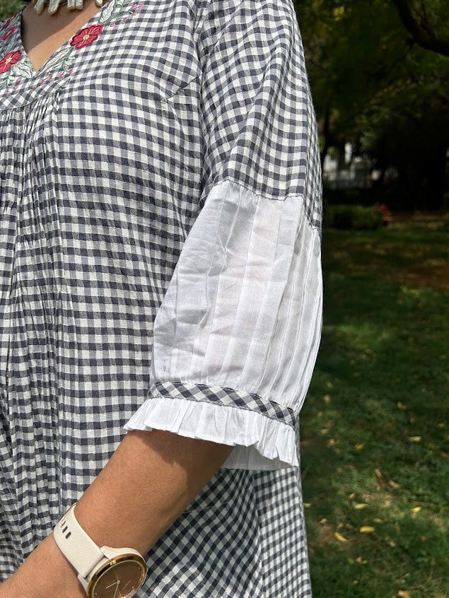 Checkered Cotton Dress With Appliqué