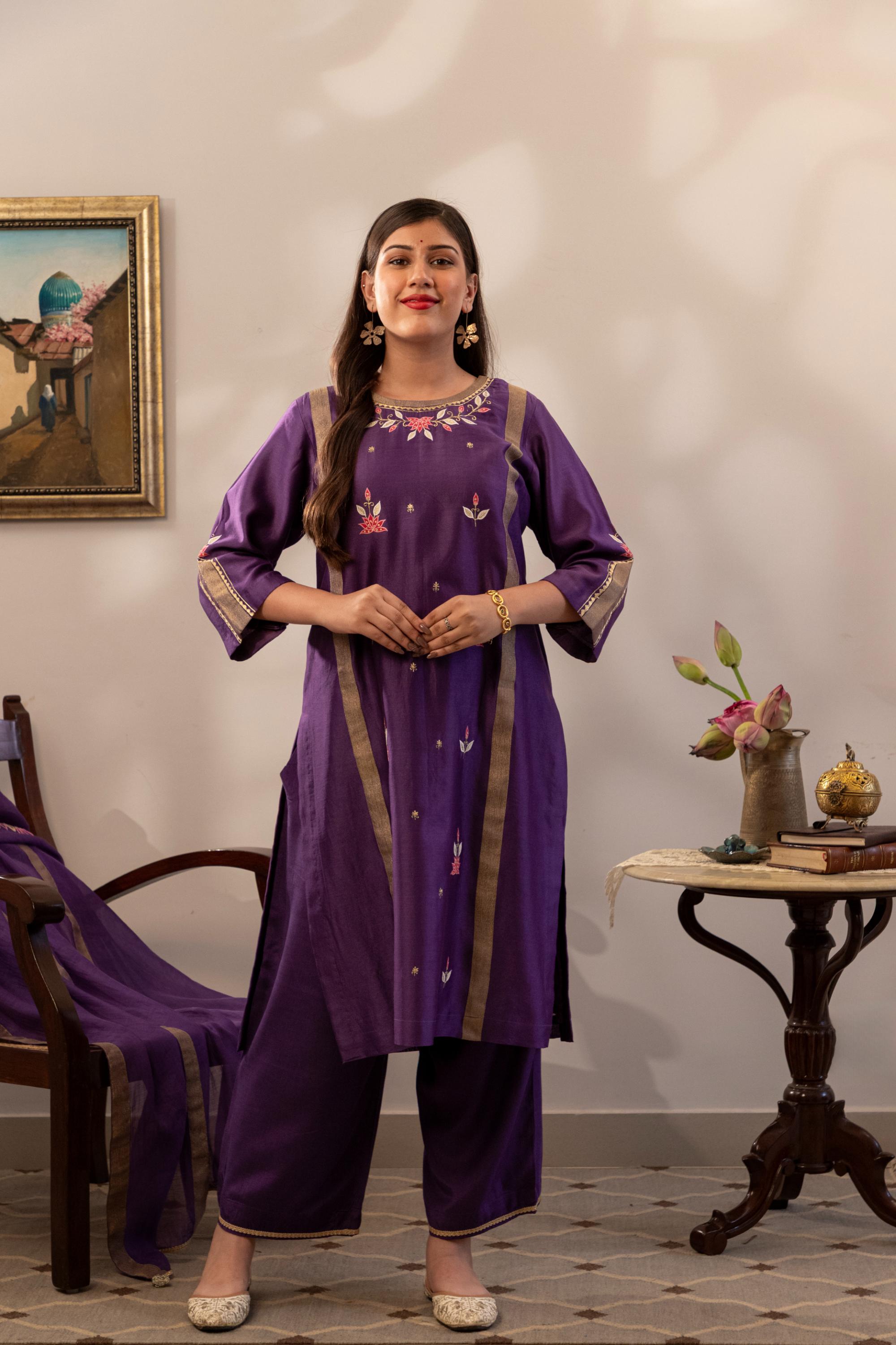 Jamuni Kamal Kurta Set