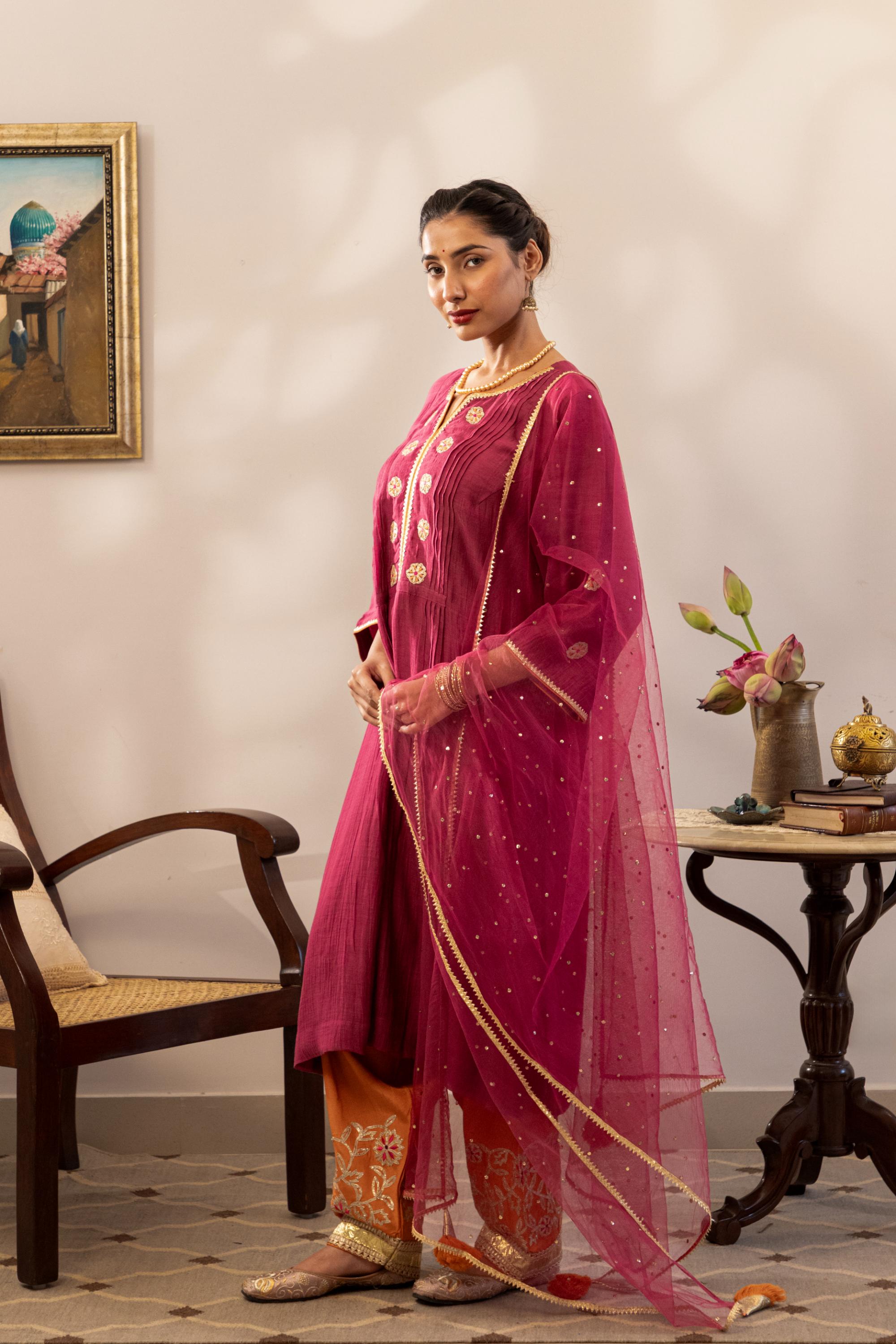 Sanduk Wine Kurta Set