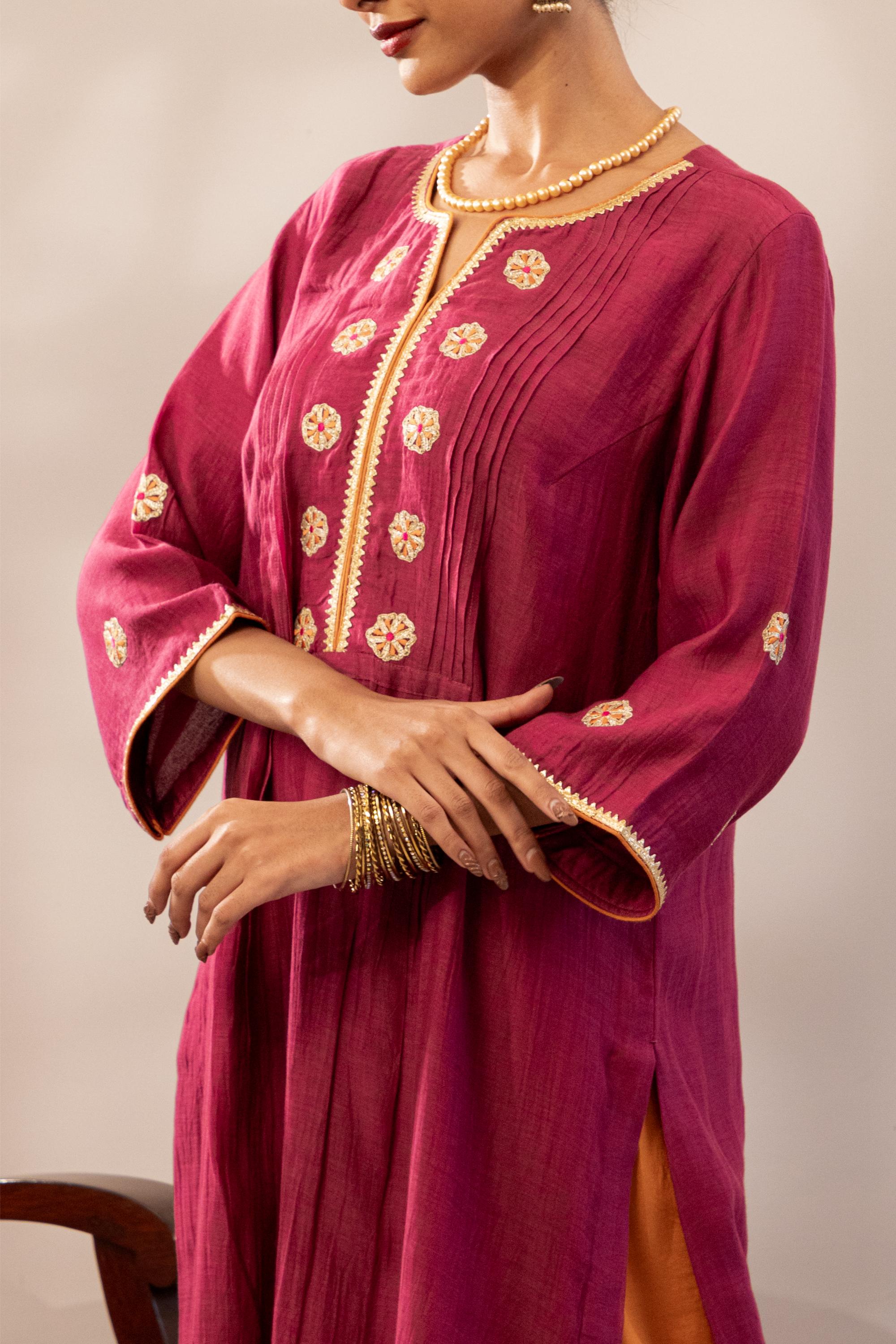 Sanduk Wine Kurta Set