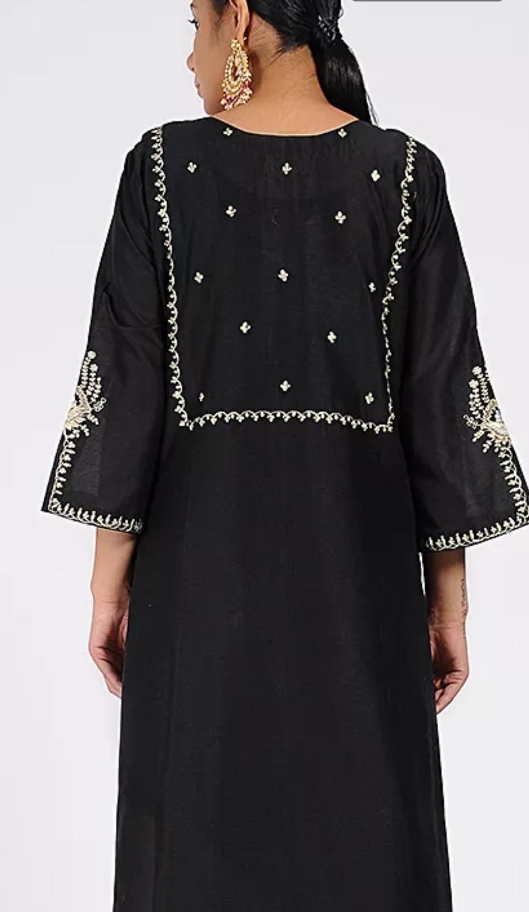 Black_Tilla_embroidered_chanderi_kurta