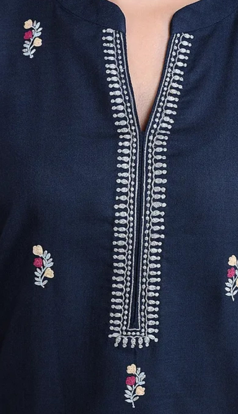 Blue Matka cotton kurta with embroidery