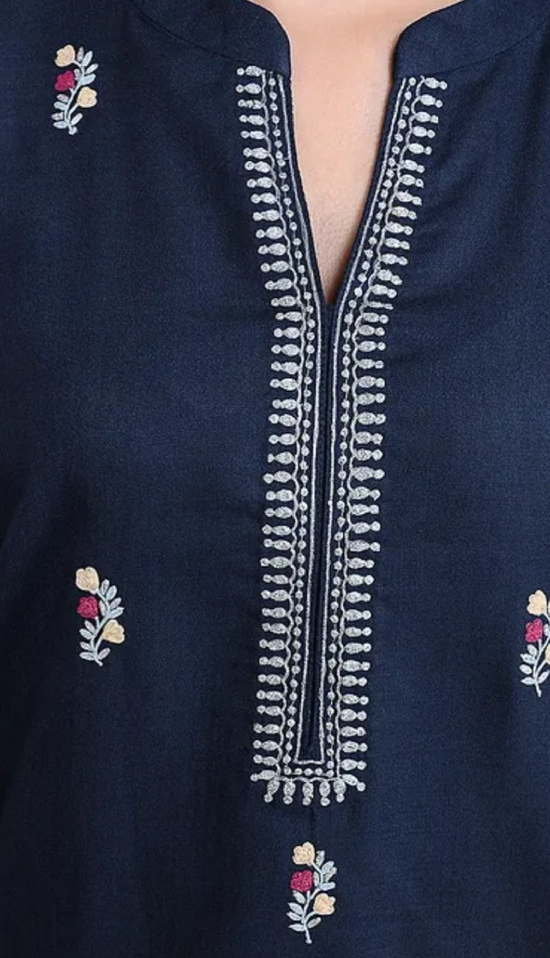 Blue_Matka_cotton_kurta_with_embroidery