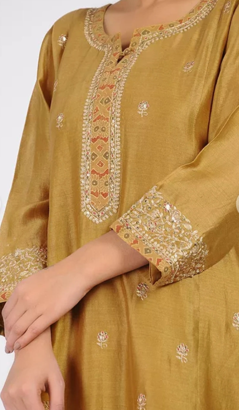 Golden Ochre_Chanderi_silk_kurta set