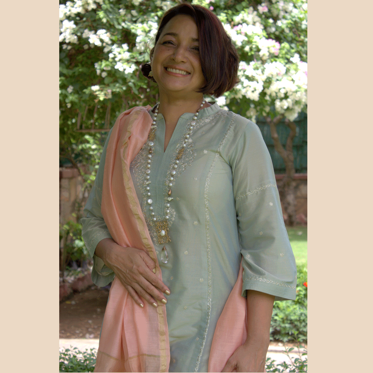 Silver pea kurta With pants and dupatta set