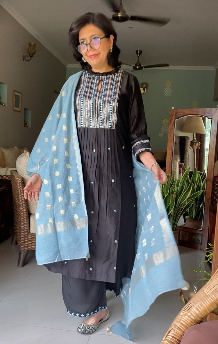 ‘Starry night’ suit